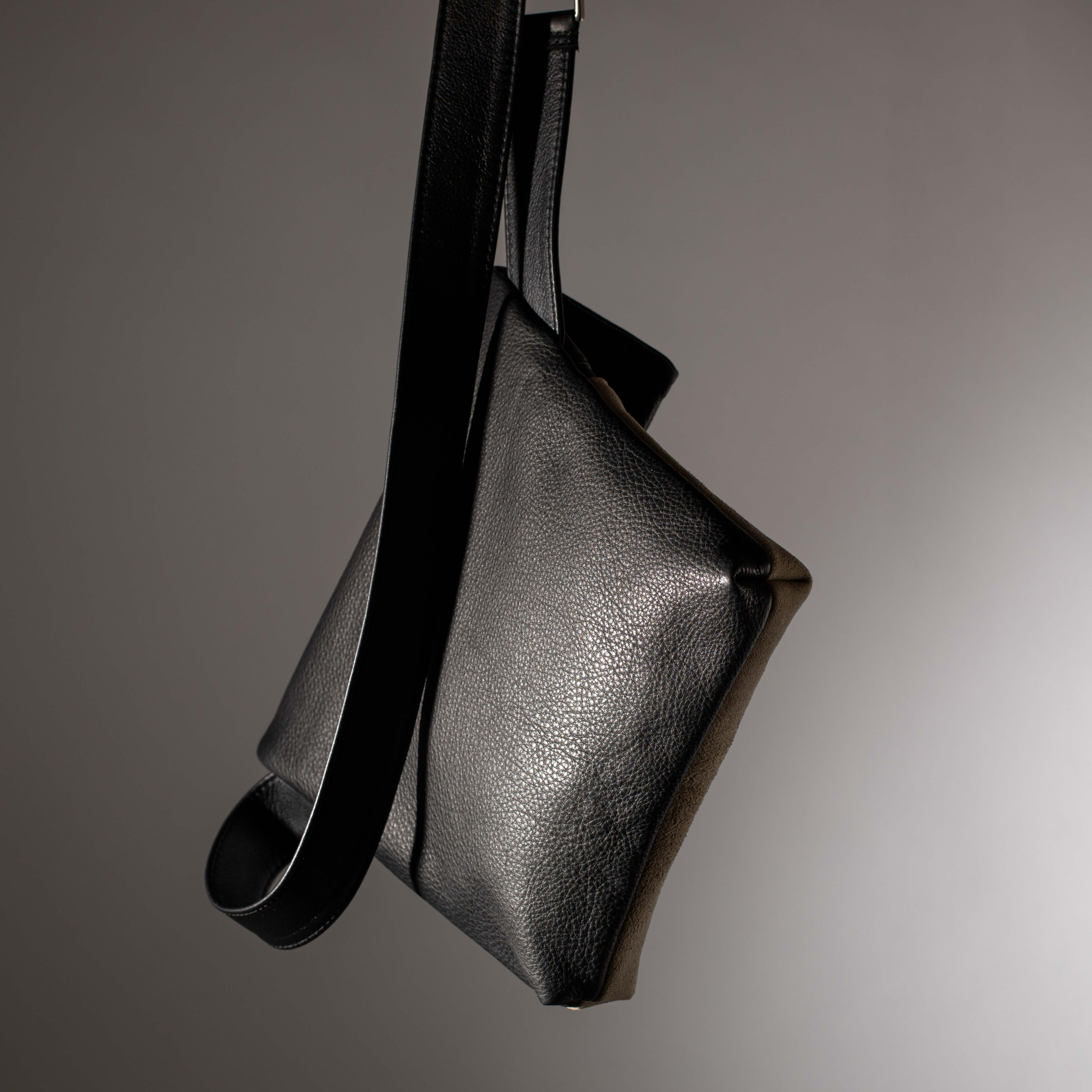 Fold-over Shoulder bag London S