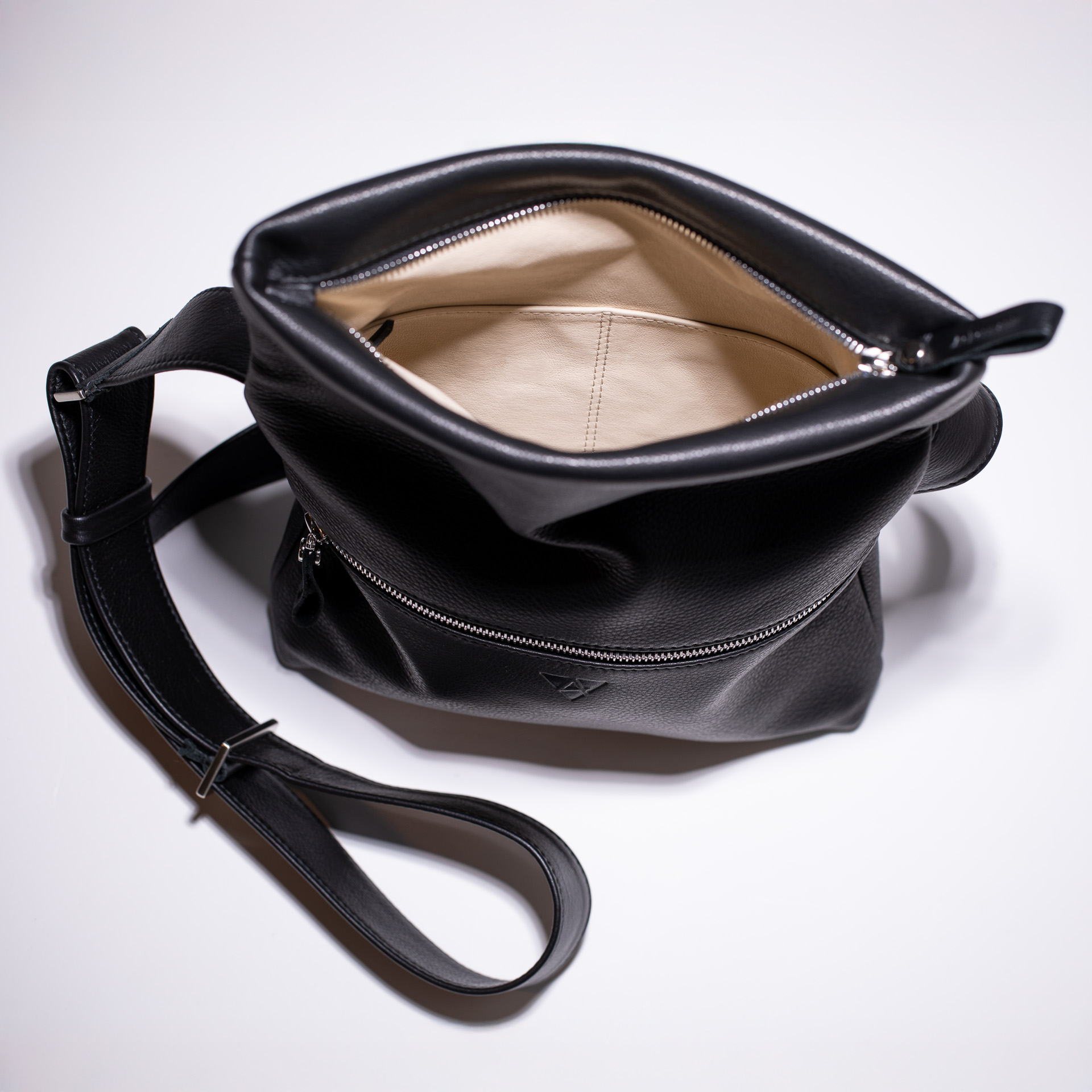 Überschlagtasche  London S aus Softnappa
