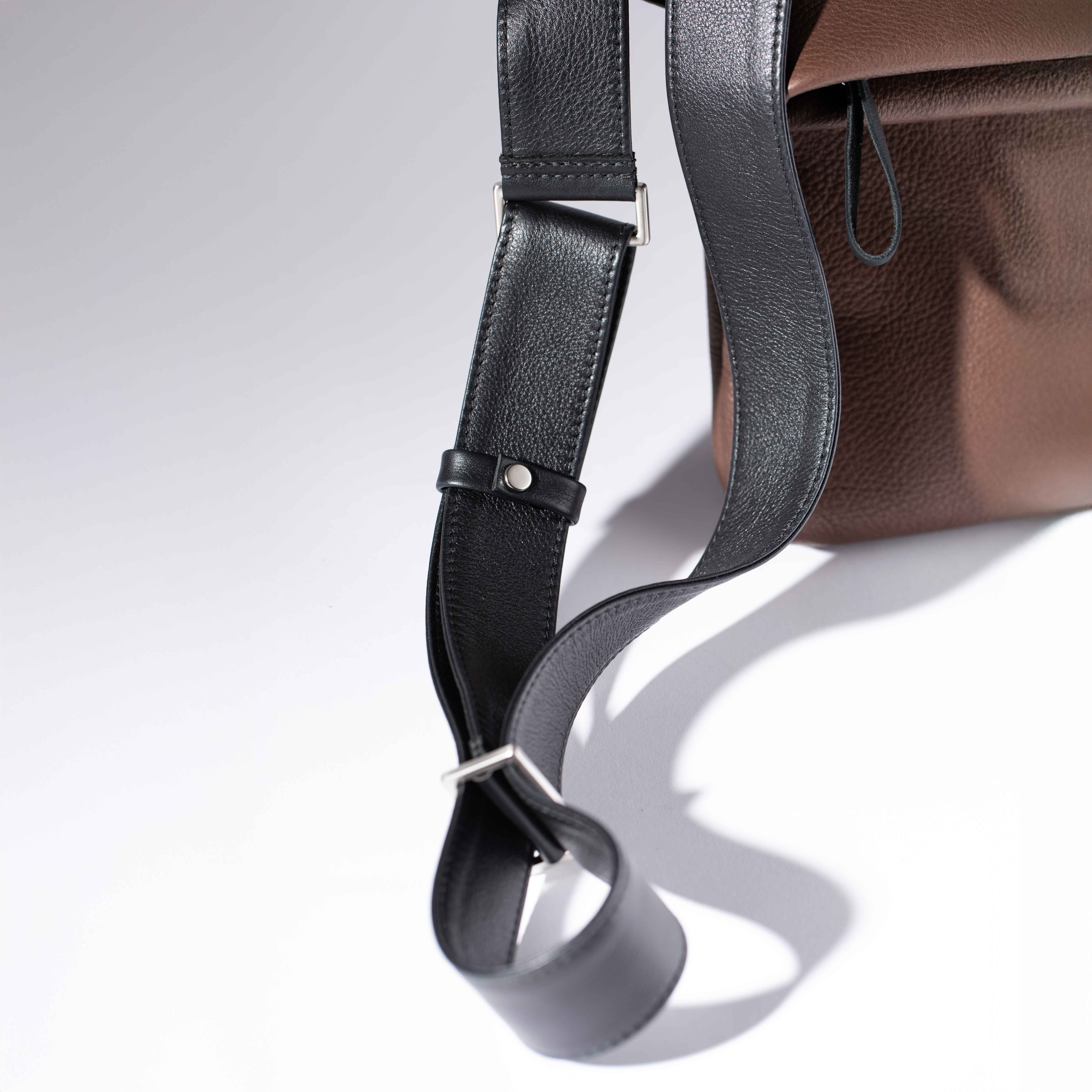 Überschlagtasche  London S aus Softnappa
