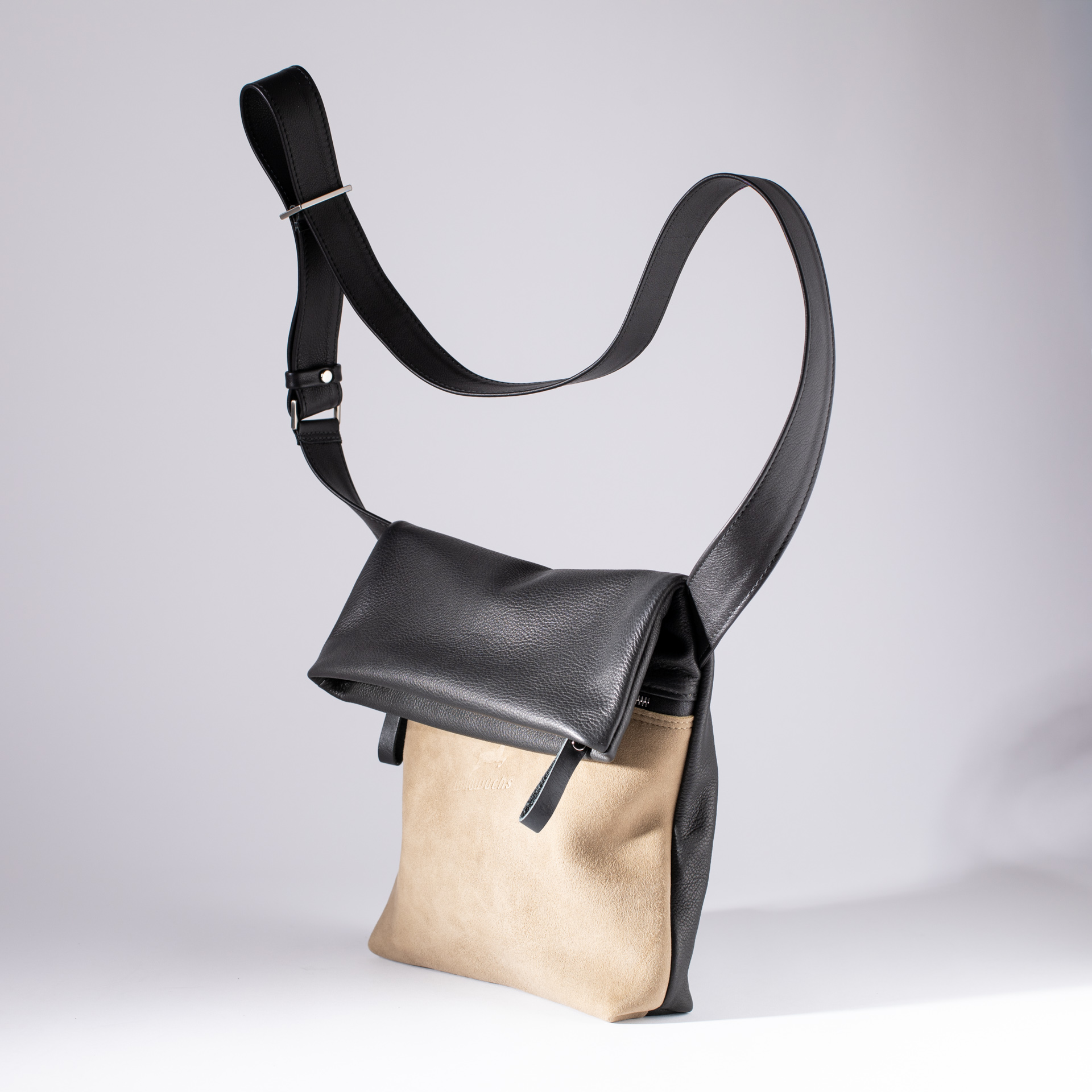 Fold-over Shoulder bag London M