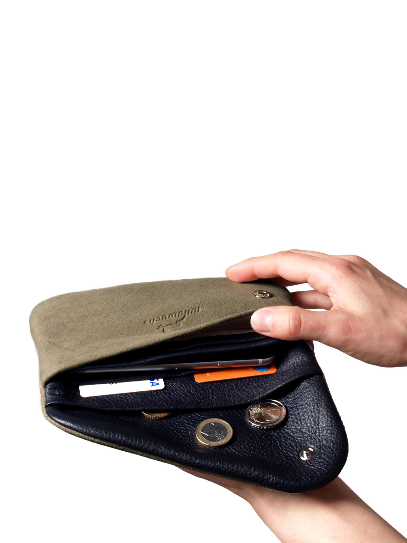 Pago XL wallet made from deerskin