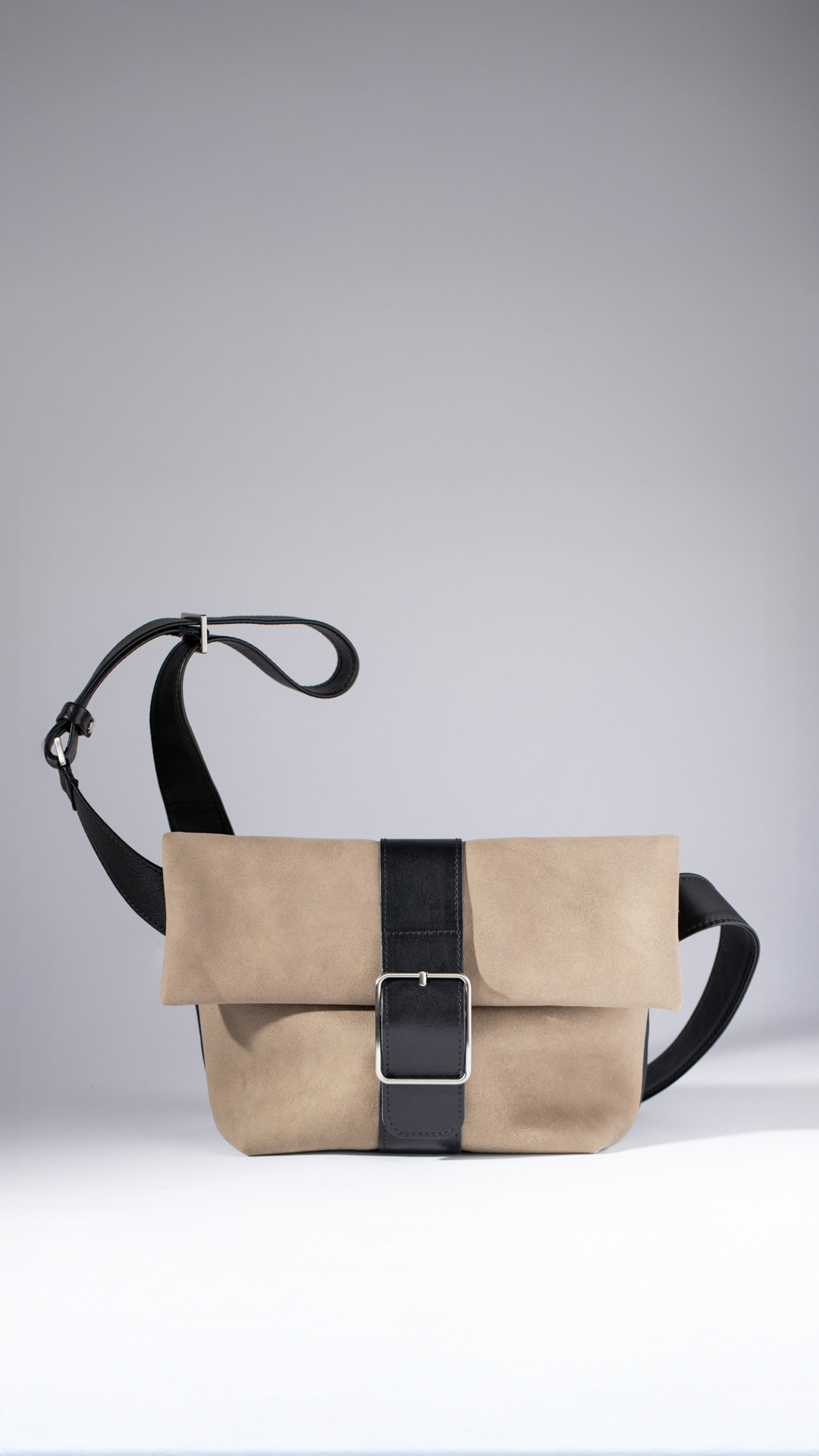 j03-h15-schultertasche-nizza-ledertasche-hirschleder-graugruen-ackermann-leder