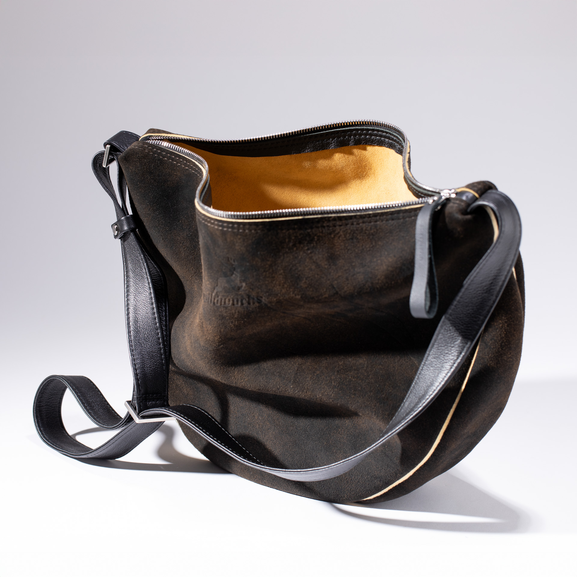 Dallas M bag in deer leather PUR