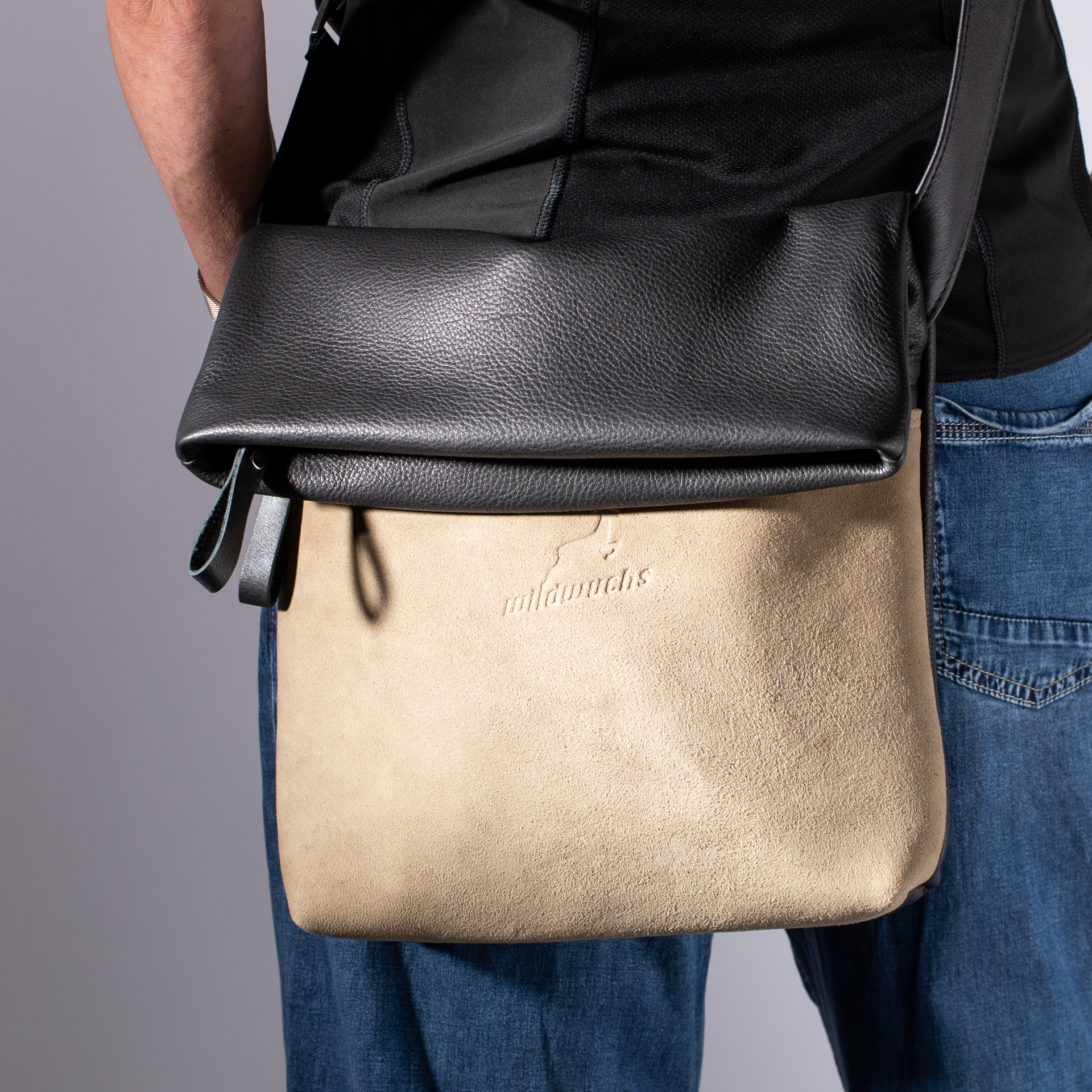 Fold-over Shoulder bag London M
