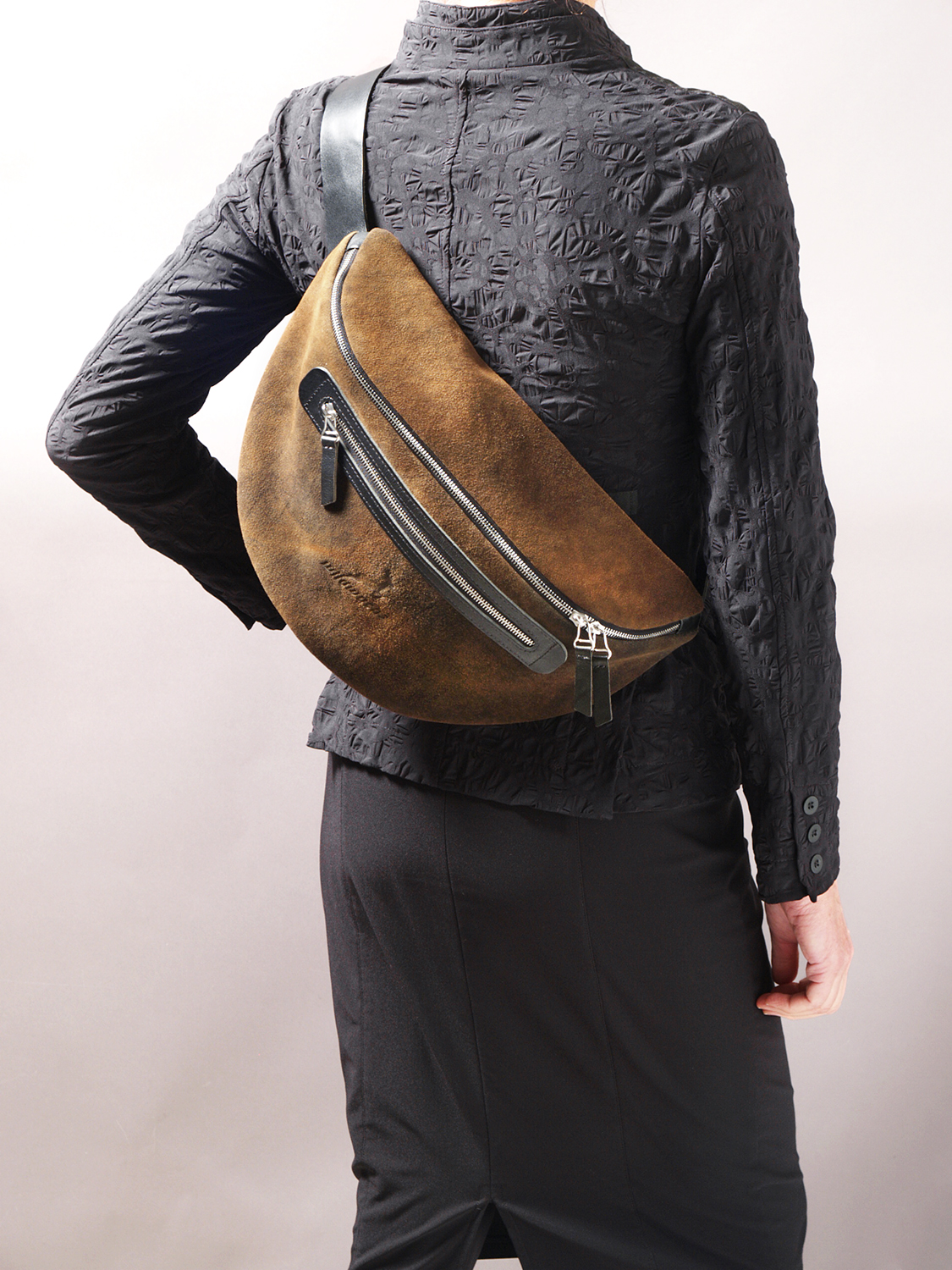 crossbag Marseille L made out of deer leather