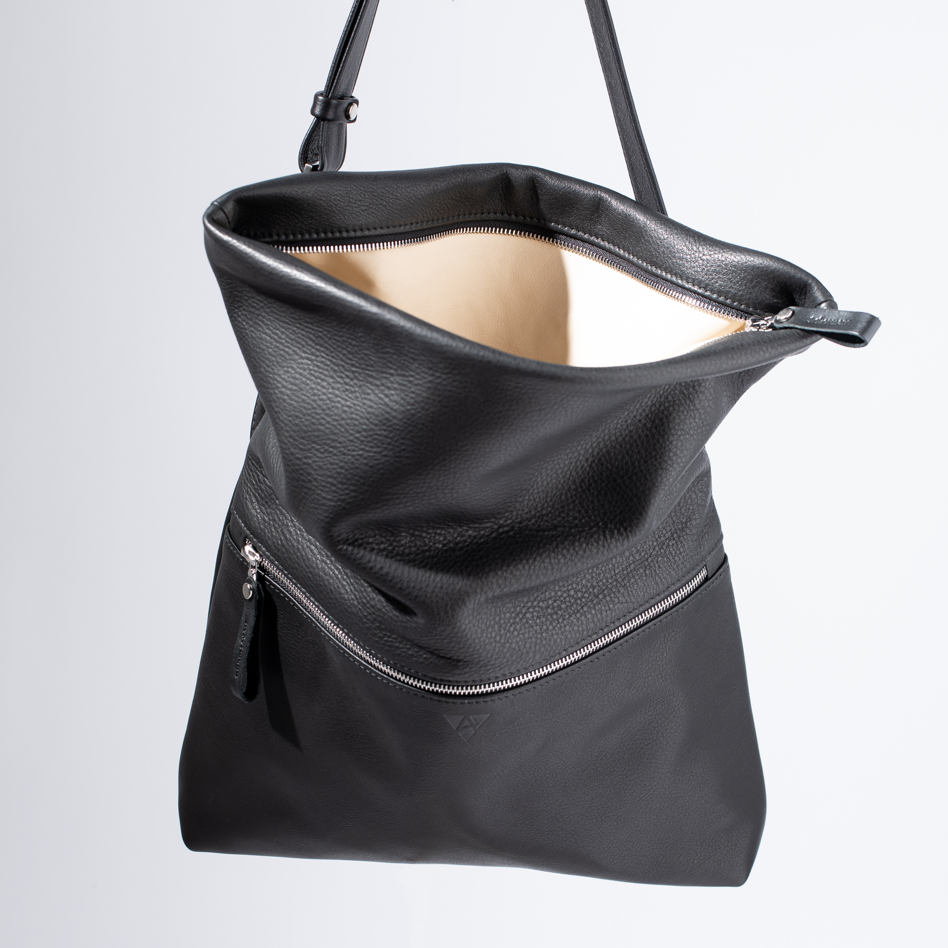 Überschlagtasche London L aus Softnappa