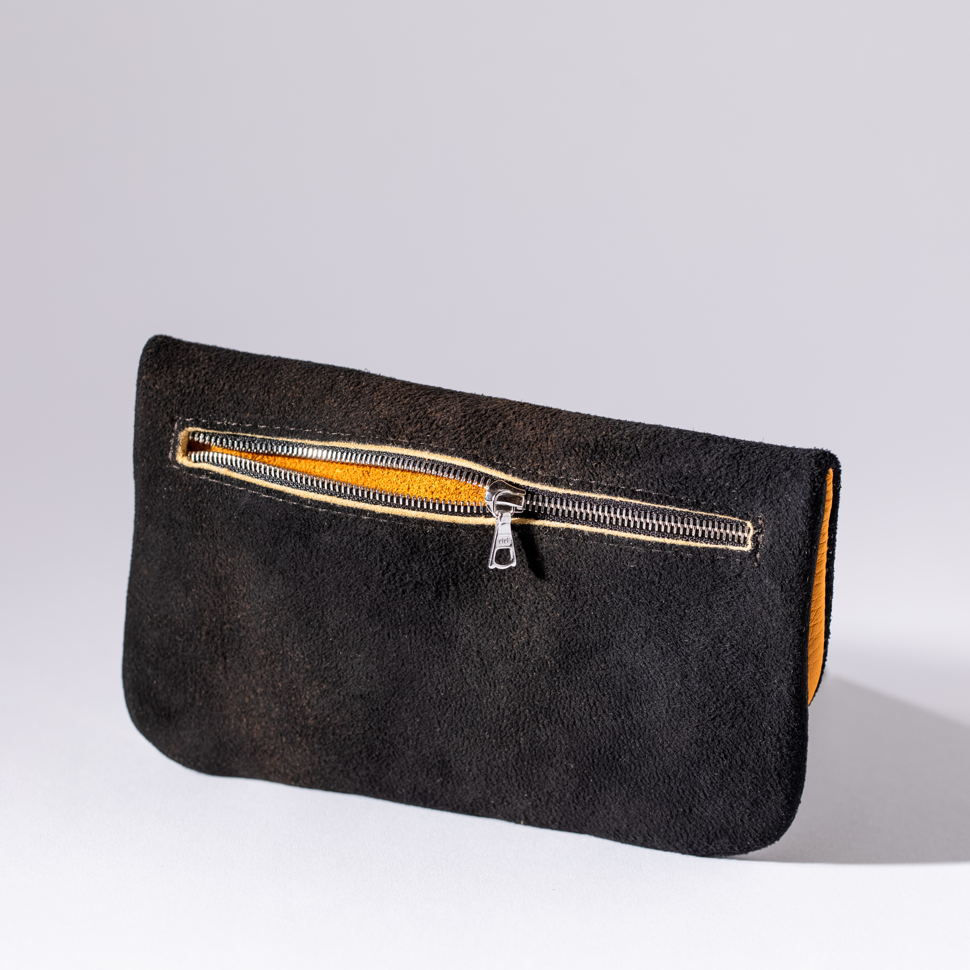 Pago XL wallet made from deerskin