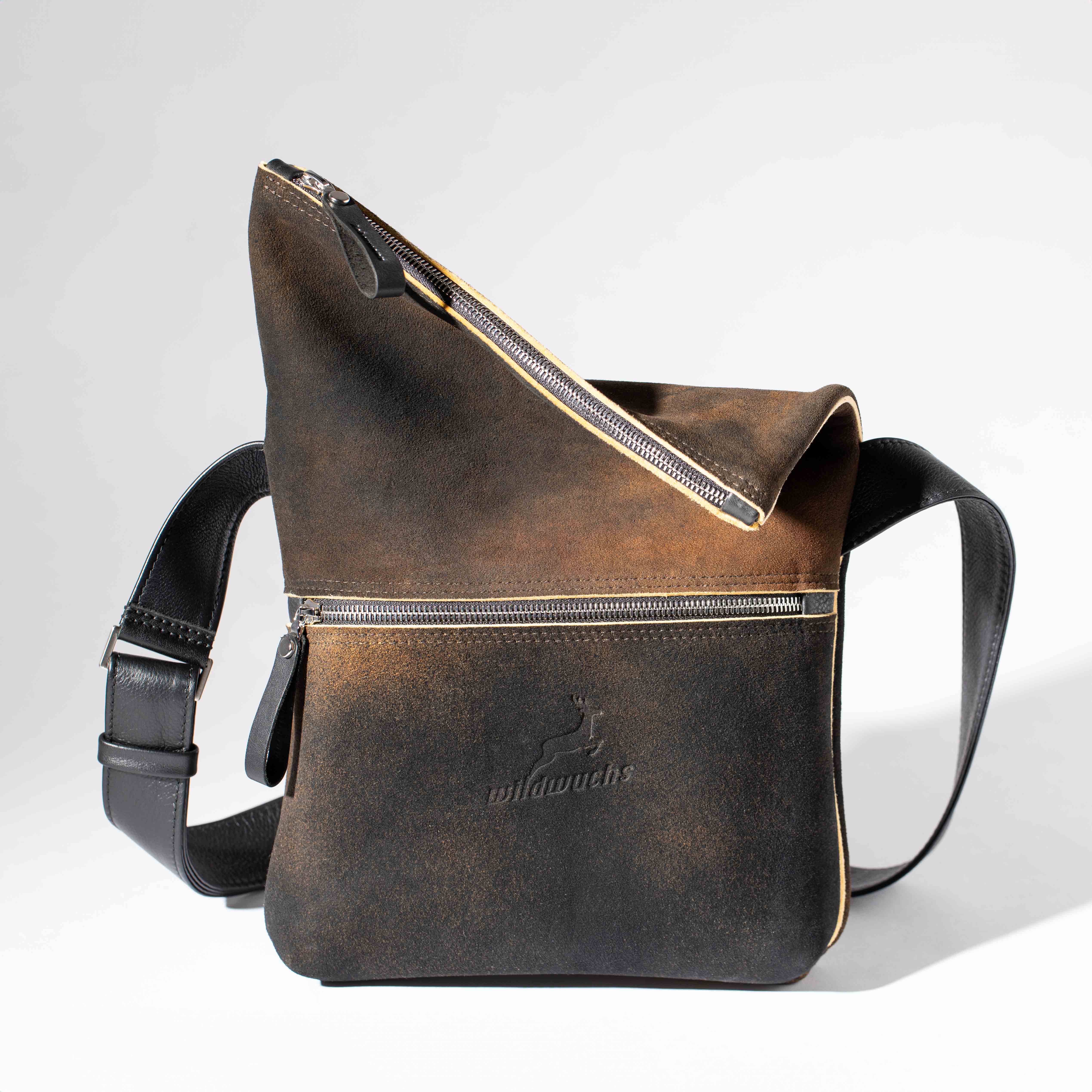 london s-v05-h02-hirschleder-braunschwarz-kleine tasche- ueberschlagtasche-ackermann-leder-2