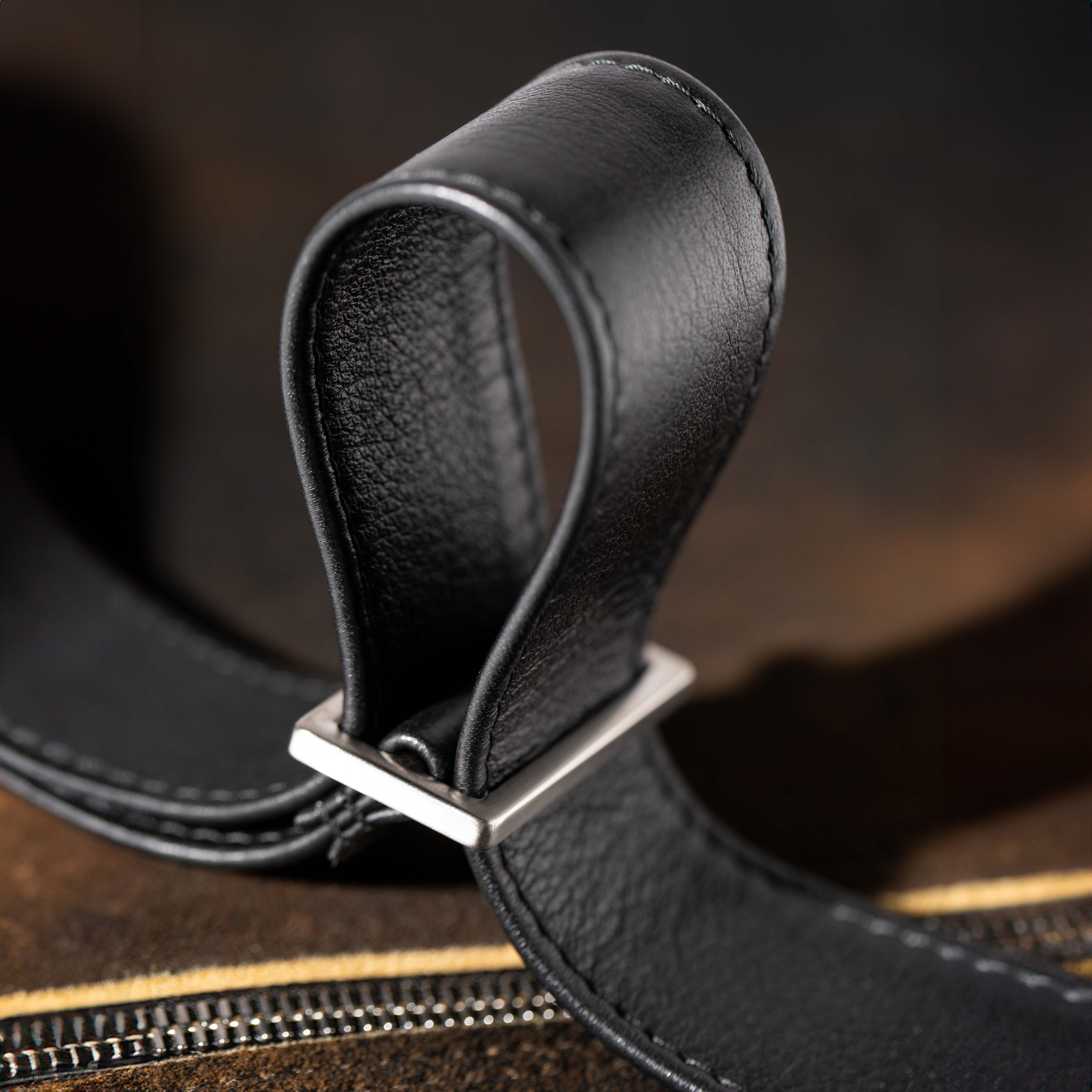 london s-v05-h02-hirschleder-braunschwarz-kleine tasche- ueberschlagtasche-ackermann-leder-5