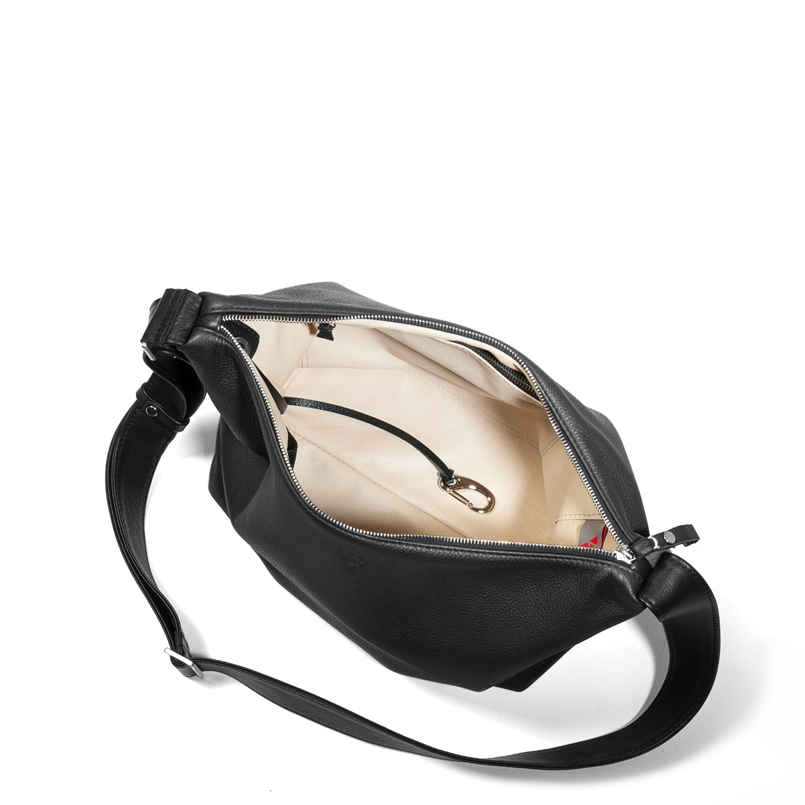 Dublin M shoulder bag made out of softnappa