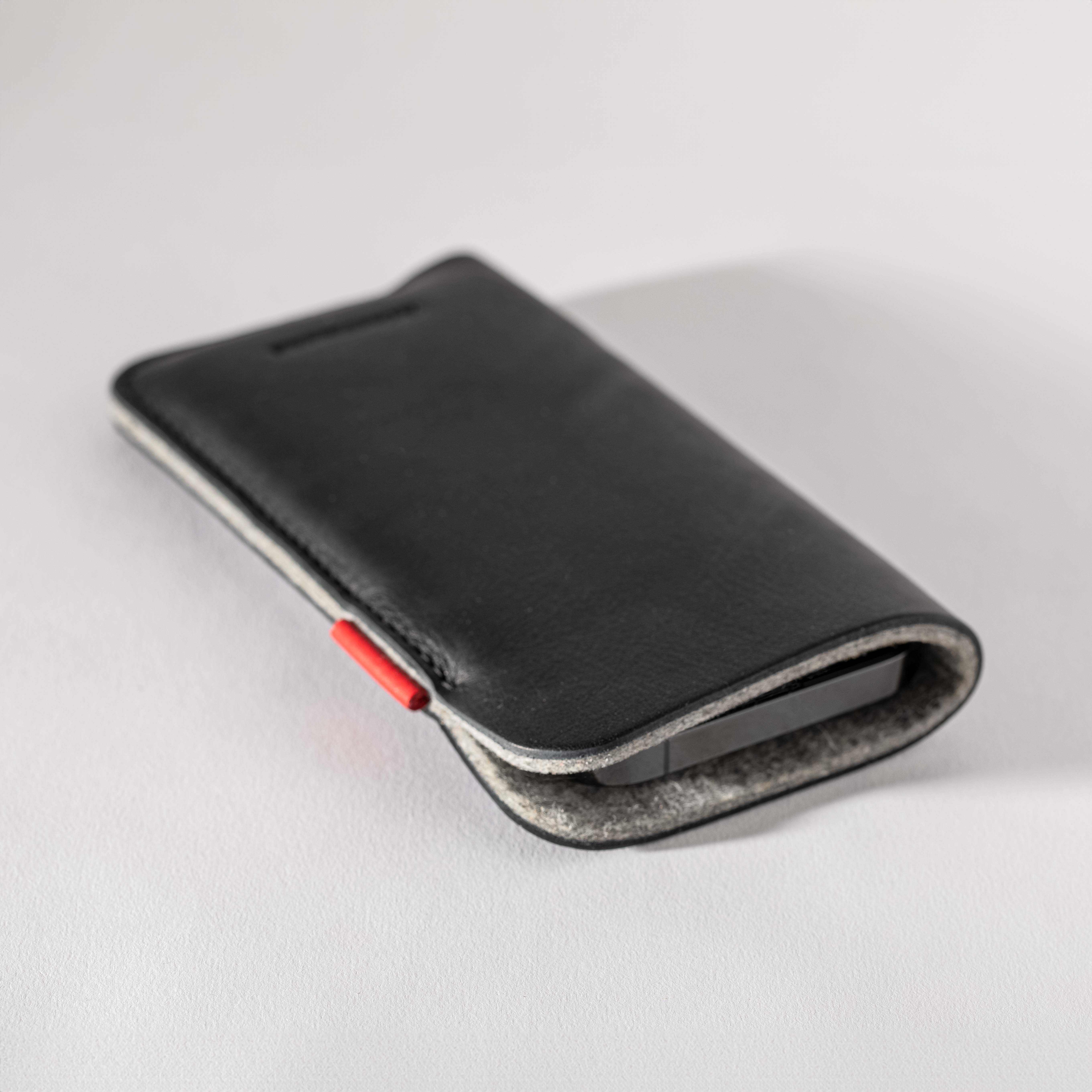 Protect iPhone Etui aus Olivenleder